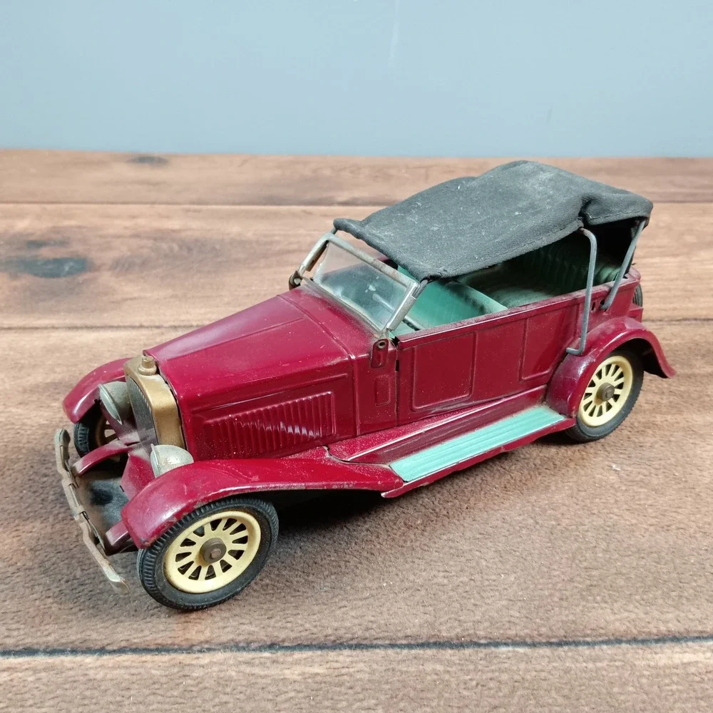 Vintage Tin Litho 1925 Touring Car Burgundy Convertible Toy S-1925 Plate